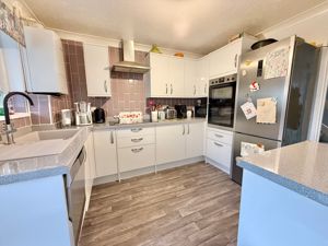 Photo 9- click for photo gallery